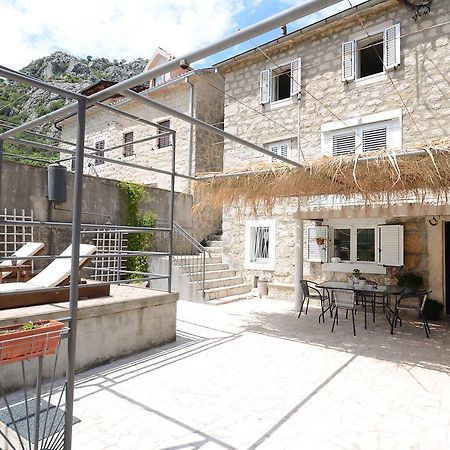 Stone House Dragutinovic Leilighet Kotor Eksteriør bilde